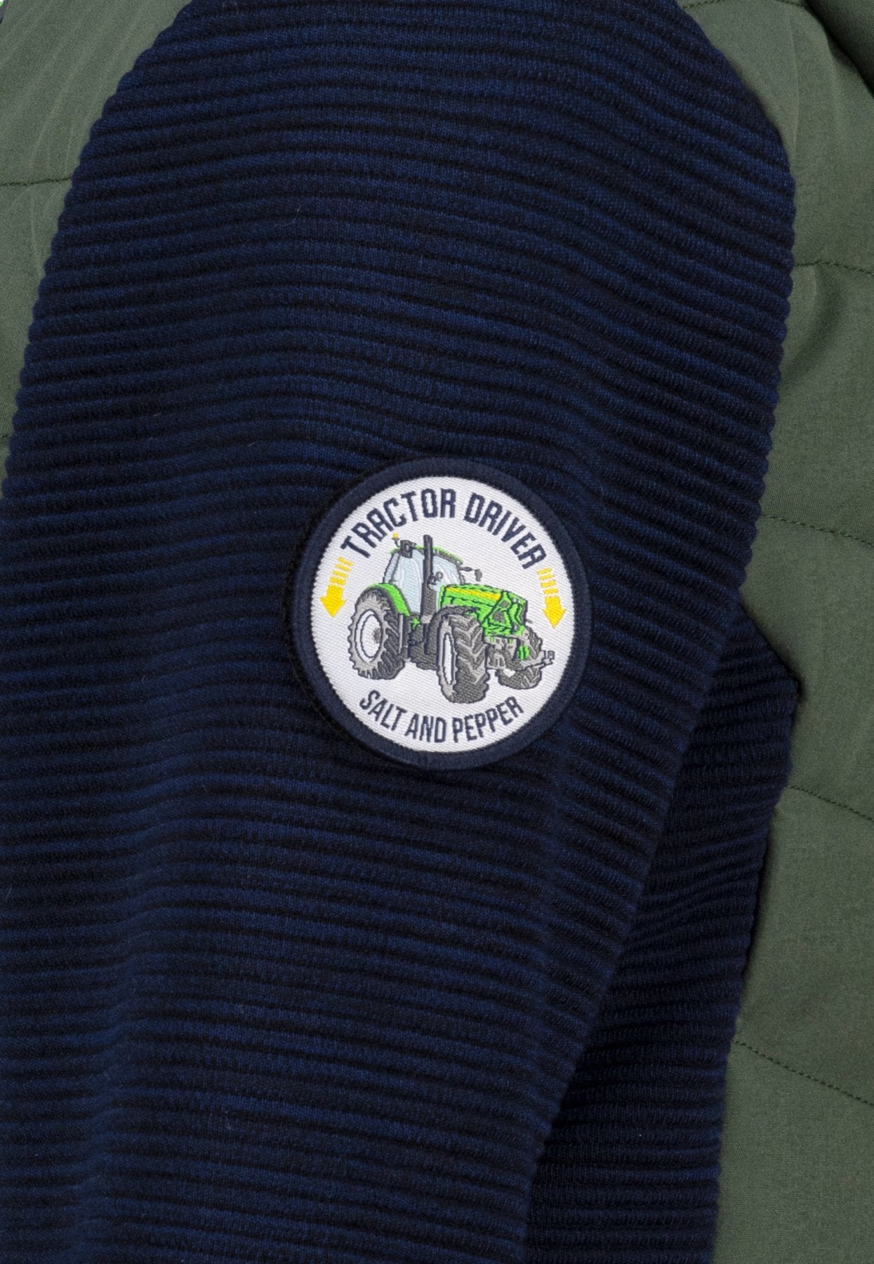 Salt and Pepper Hybridjacke olive