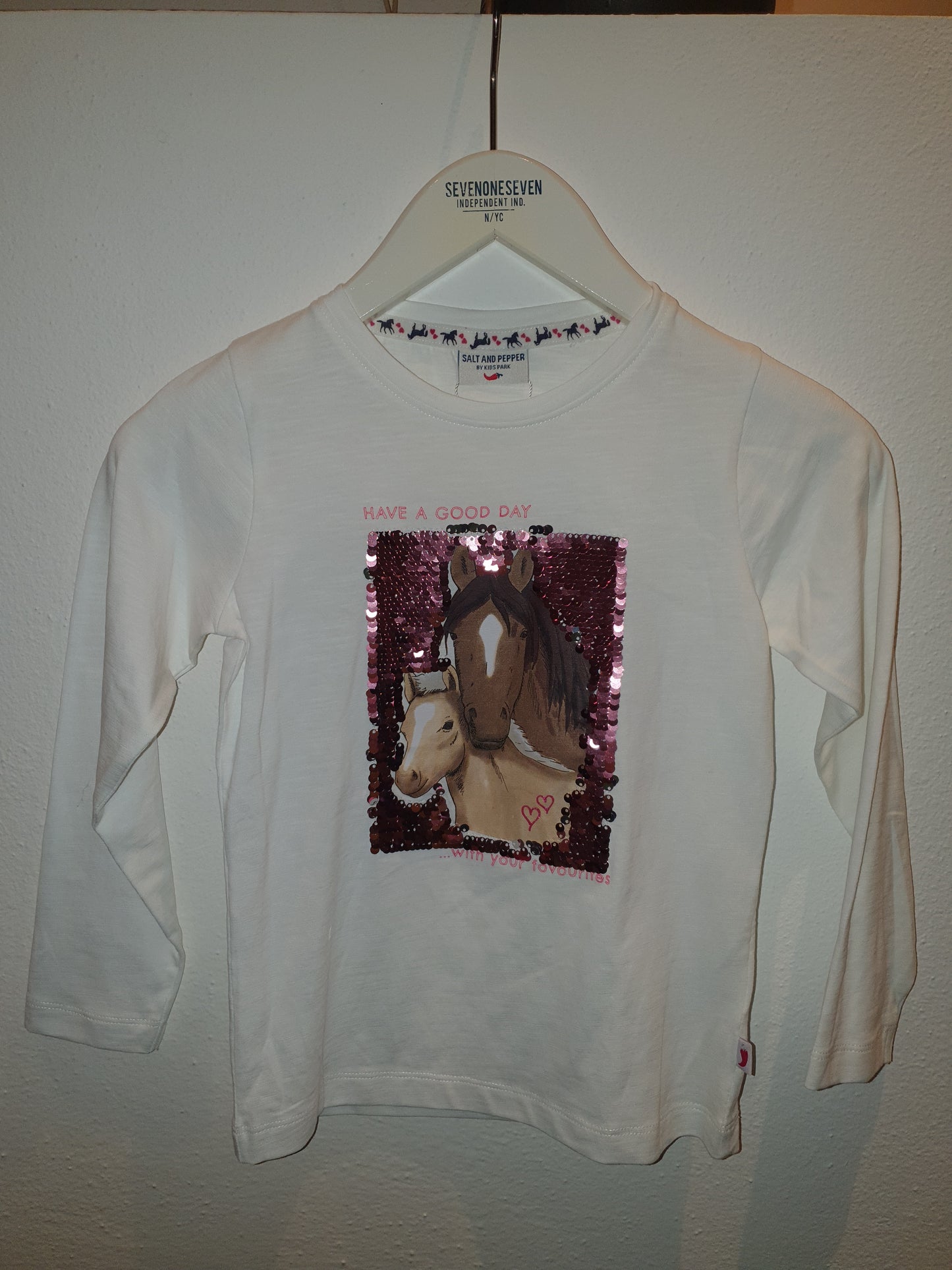 Salt and Pepper Shirt Pferde Wendepailletten off-white - Musterteil