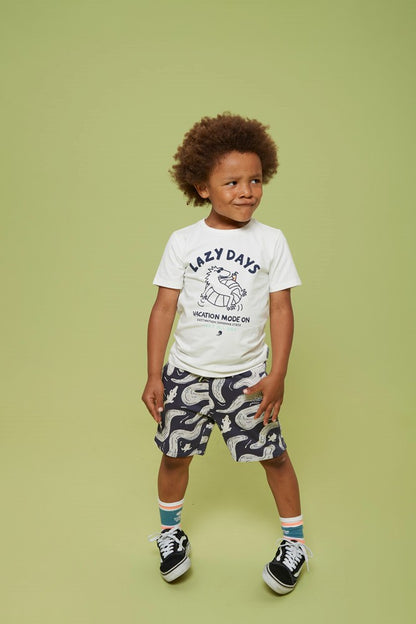 STURDY Sweatshorts Lagoon Legends allover indigo